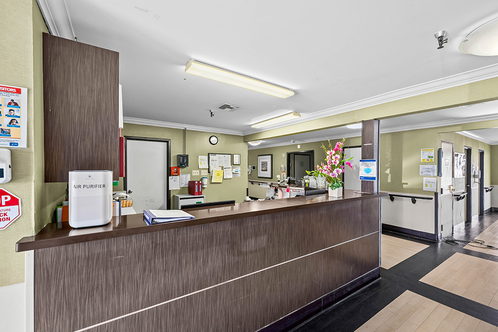 Mesa Verde Post Acute Care Center interior picture